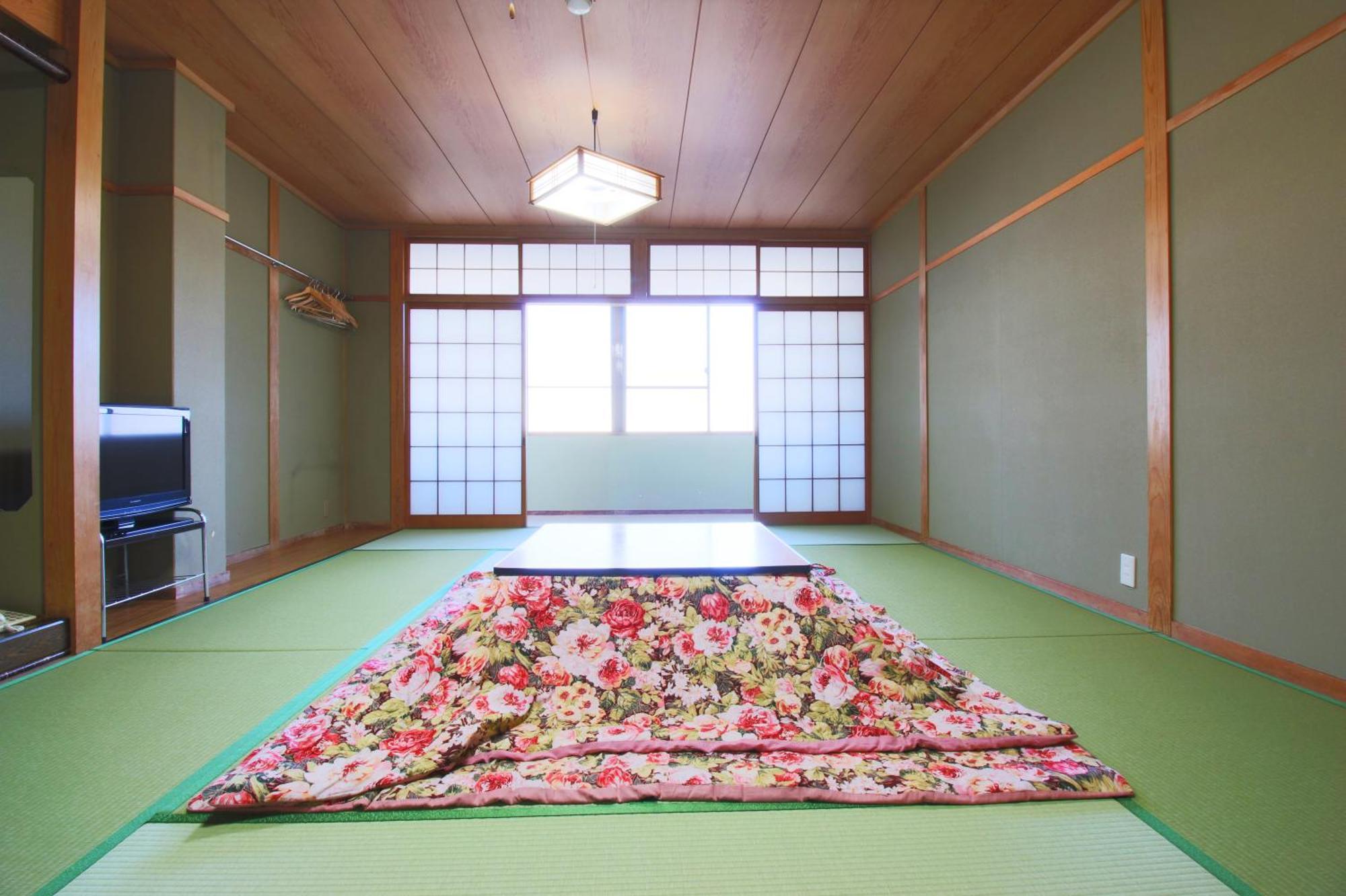 Nakaya Ryokan *